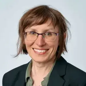 Dr Fernanda Nussbaum