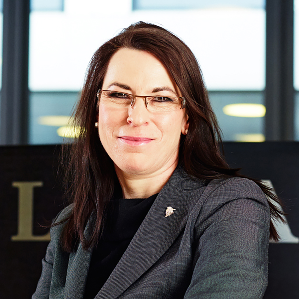 Mrs Priska Cédileau