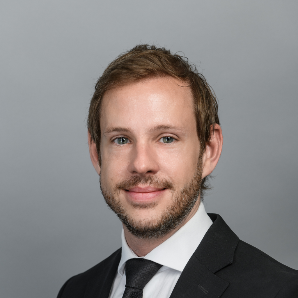 Mr Alexandre Centeleghe 