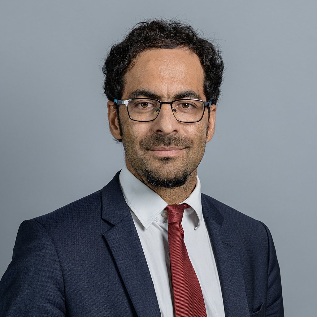 Dr Reza Etemad-Sajadi
